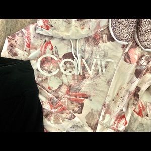 Calvin Klein Tops - Calvin Klein cropped pullover Calvin Klein Tops - Calvin Klein cropped pullover
